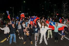 Chileans celebrate the triumph of the rejection of the 2022 constitutional process